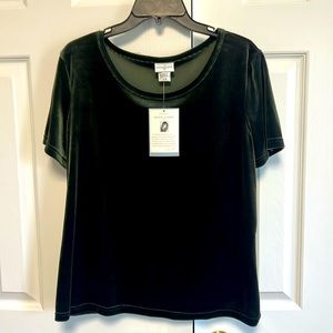Jaclyn Smith velour top NWT